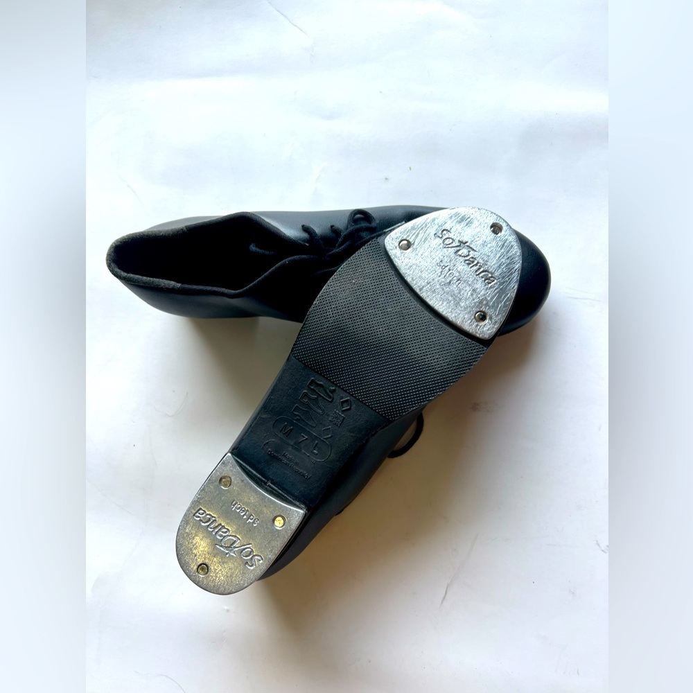 GIRLS TAP SHOES